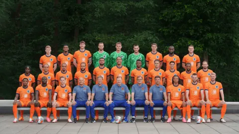 英超悬念加剧，2月分野明显，赛季末四强争冠降级战局如何？