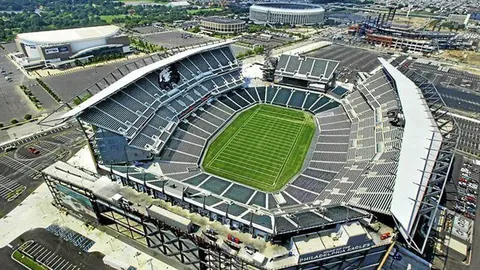 费尔明夺最佳，巴萨大胜瓦伦西亚7-1