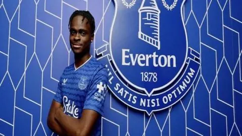 辛纳澳网表现获张盛盛赞，细节处理堪称完美